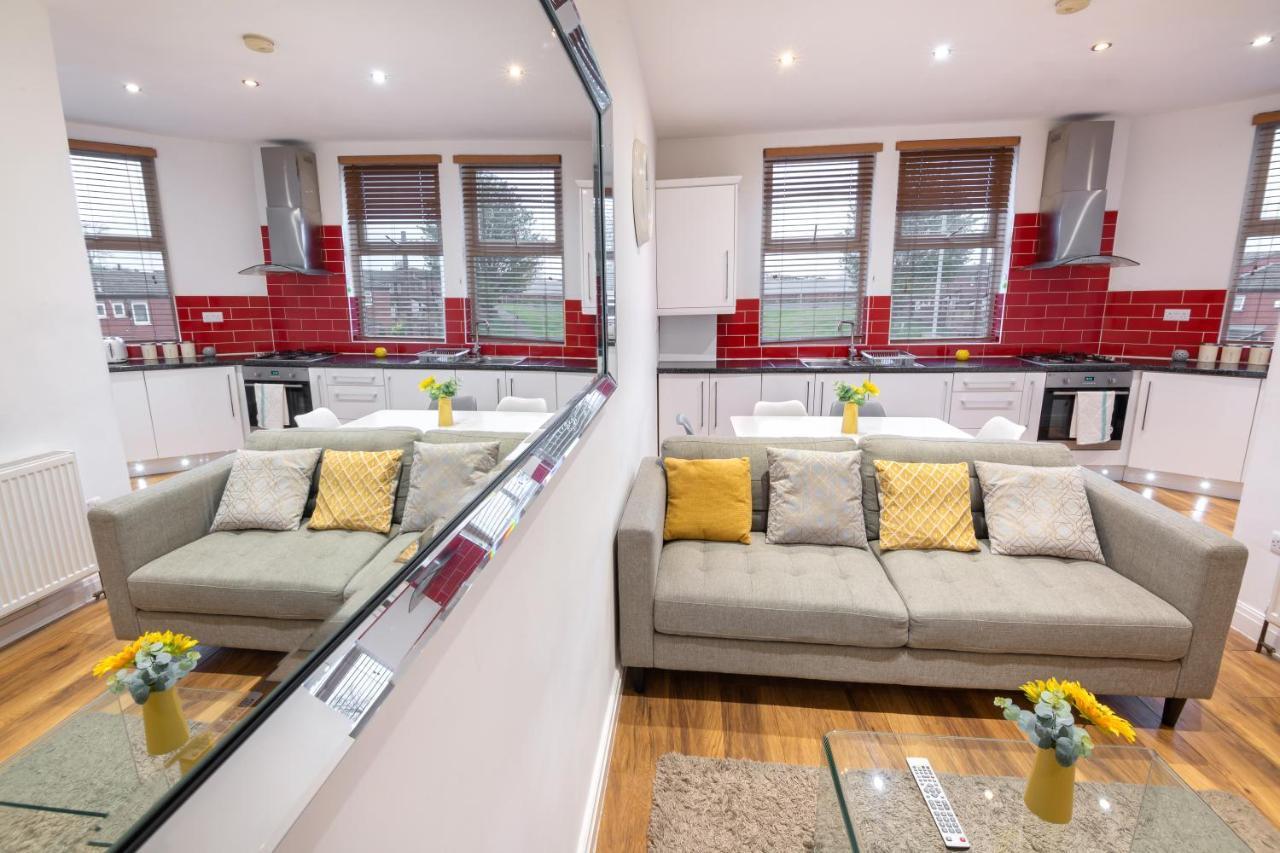 Modern Apartment Close To City Centre With Parking Leeds  Exteriör bild